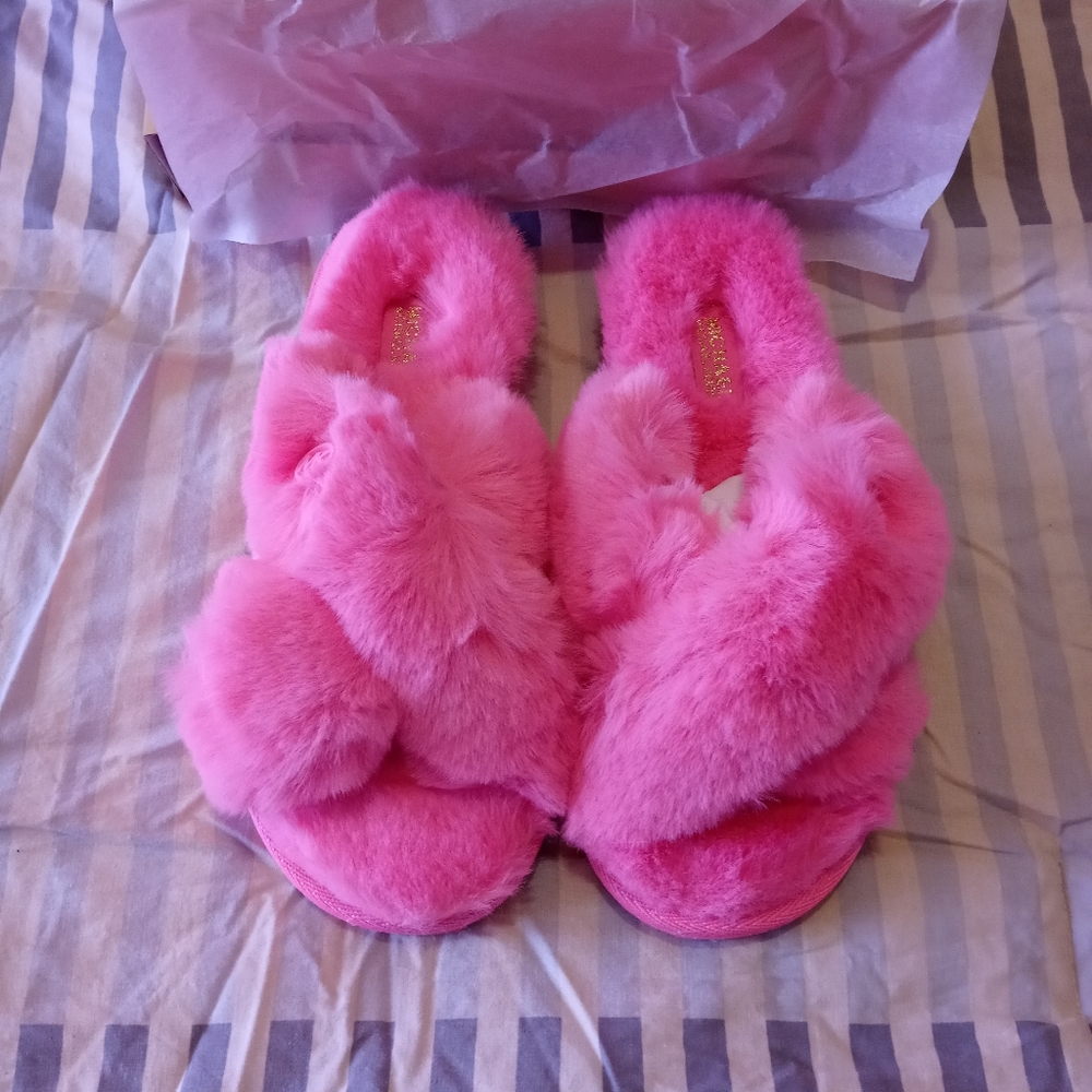 Michael Kors Lala Slippers - Picture 12 of 14